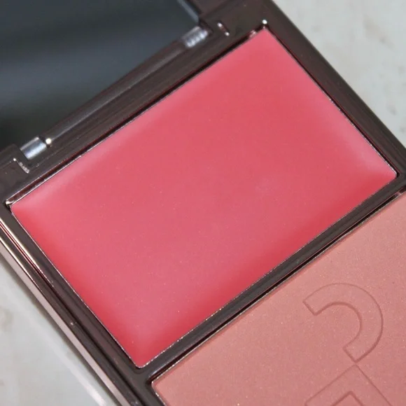 PATRICK TA ‘Do We Know Her?’ Major Headlines Double-Take Creme & Powder Blush - Picture 9 of 16